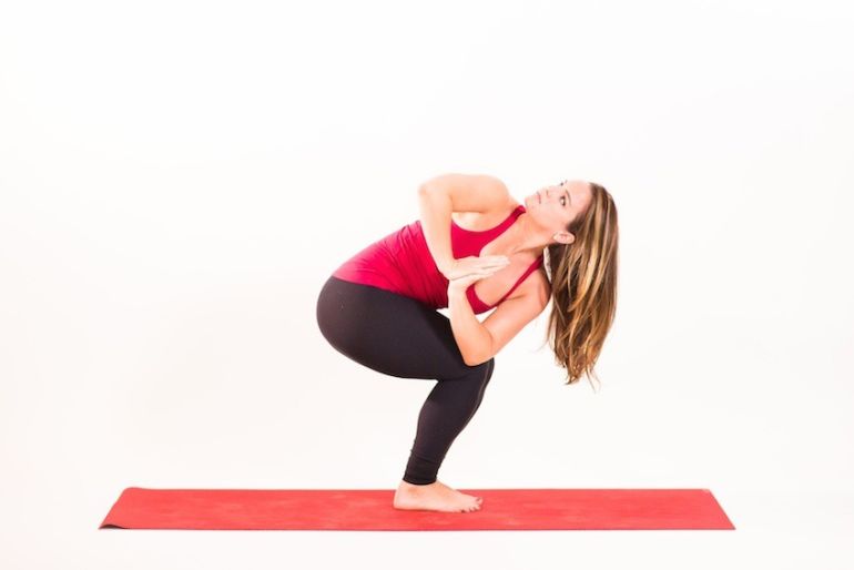 A 10-Minute Yoga Sequence For Toned Legs Hero Image